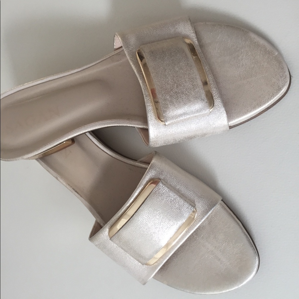 Sagan European flat sandals gold color size37.5